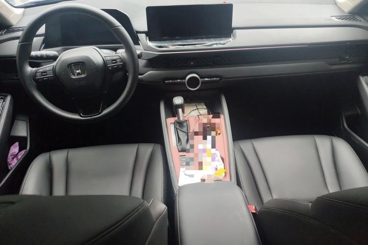 Used Honda Accord 2025 260TURBO Luxury Edition Center Console