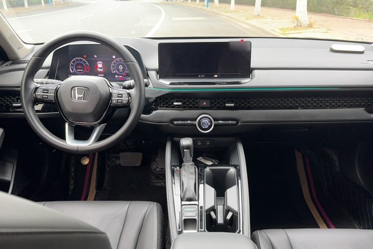 Used Honda Accord 2025 260TURBO Prestige Edition Center Console