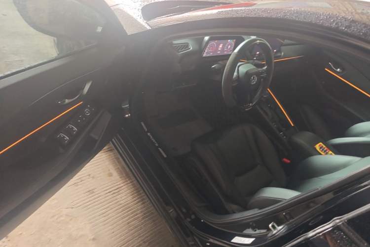 Used Honda Accord 2025 Sport Series 260TURBO Luxury Edition Driver Seat