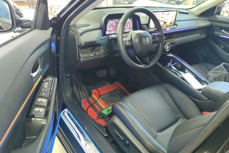 Used Honda Accord 2025 260TURBO Luxury Edition Driver Seat