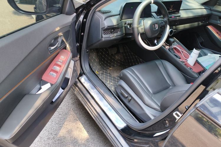Used Honda Accord 2025 260TURBO Luxury Edition Driver Seat