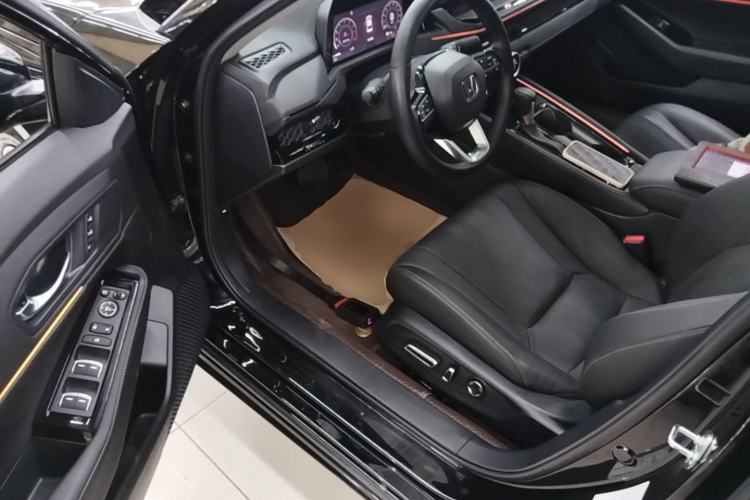 Used Honda Accord 2025 260TURBO Prestige Edition Driver Seat
