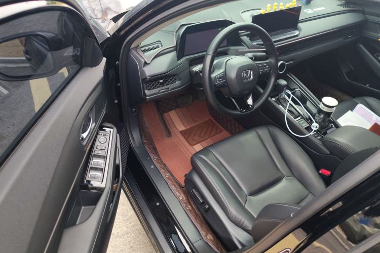 Used Honda Accord 2025 260TURBO Luxury Edition Driver Seat