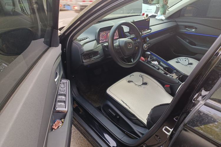 Used Honda Accord 2025 260TURBO Luxury Edition Driver Seat