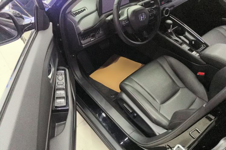 Used Honda Accord 2025 260TURBO Luxury Edition Driver Seat