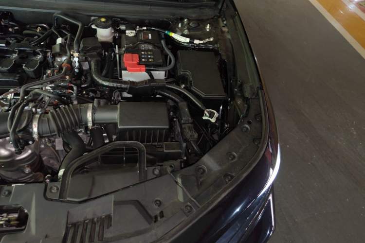 Used Honda Accord 2025 260TURBO Luxury Edition Engine Bay Left