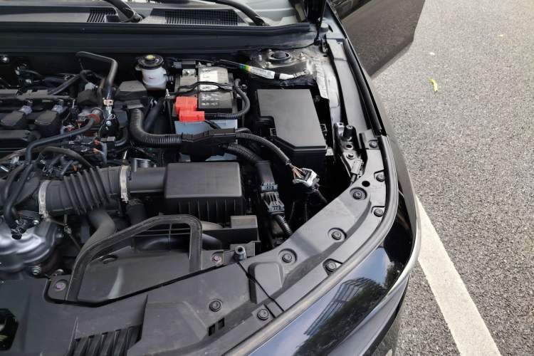 Used Honda Accord 2025 260TURBO Luxury Edition Engine Bay Left