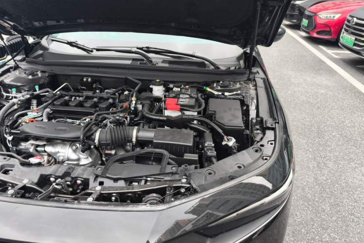 Used Honda Accord 2025 260TURBO Luxury Edition Engine Bay Left