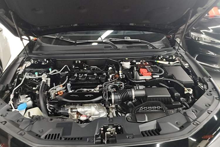 Used Honda Accord 2025 260TURBO Luxury Edition Engine Bay