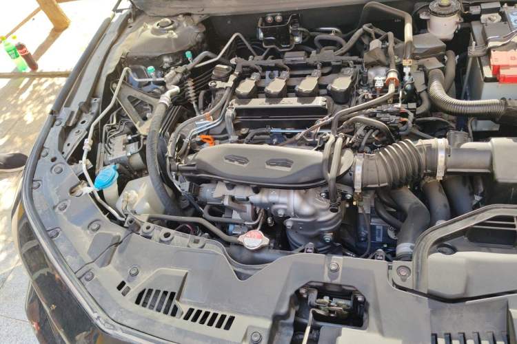 Used Honda Accord 2025 Sport Series 260TURBO Luxury Edition Engine Bay Right