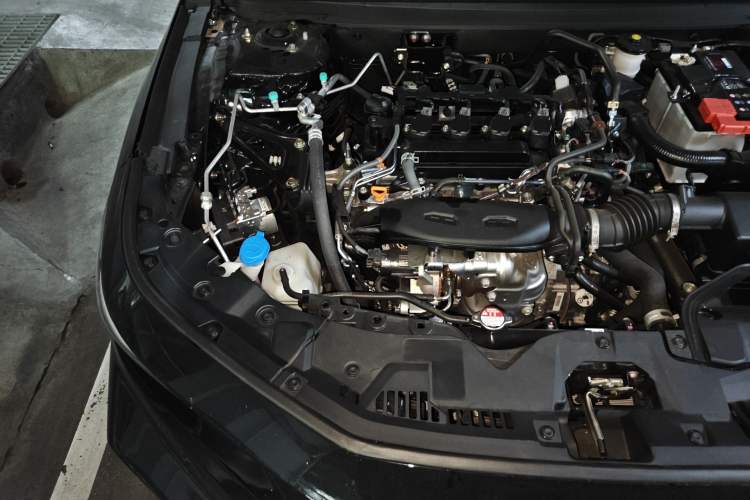 Used Honda Accord 2025 Sport Series 260TURBO Prestige Edition Engine Bay Right