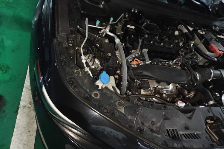 Used Honda Accord 2025 260TURBO Luxury Edition Engine Bay Right