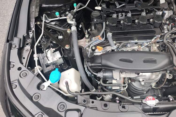 Used Honda Accord 2025 260TURBO Luxury Edition Engine Bay Right