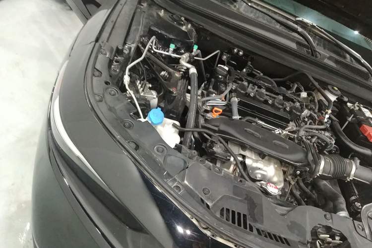 Used Honda Accord 2025 260TURBO Luxury Edition Engine Bay Right