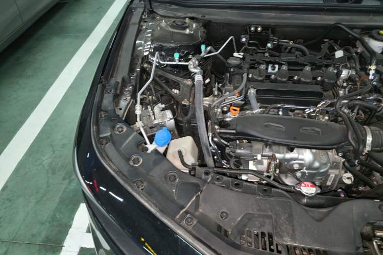 Used Honda Accord 2025 260TURBO Luxury Edition Engine Bay Right