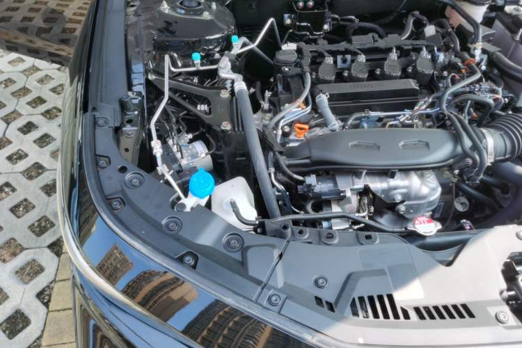 Used Honda Accord 2025 260TURBO Luxury Edition Engine Bay Right