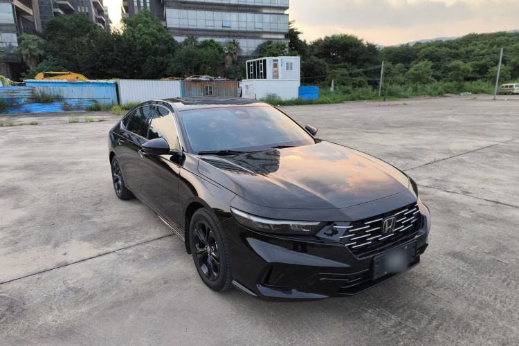 Used Honda Accord 2025 Sport Series 260TURBO Luxury Edition Exterior 2