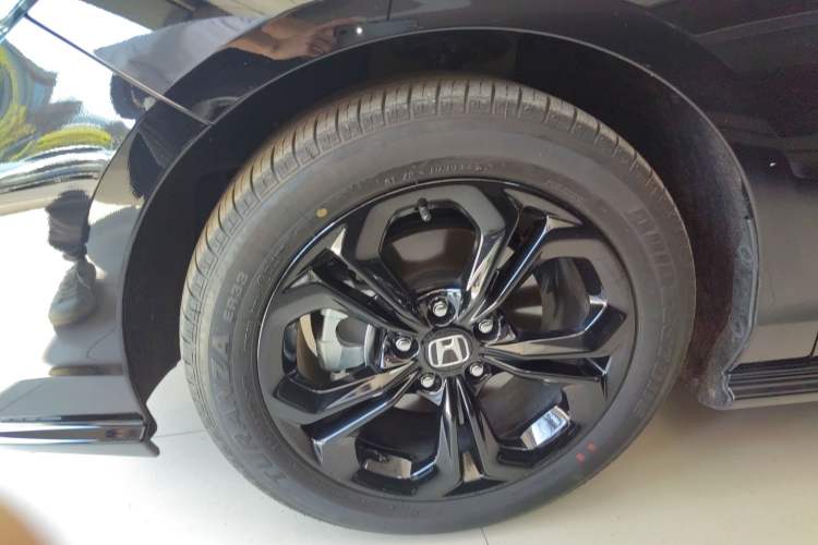 Used Honda Accord 2025 Sport Series 260TURBO Luxury Edition Exterior 4