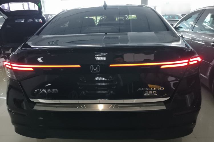 Used Honda Accord 2025 260TURBO Luxury Edition Exterior 4