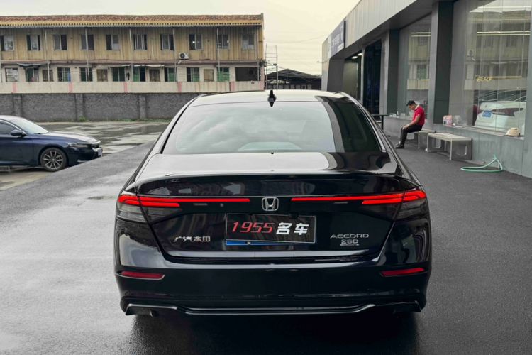 Used Honda Accord 2025 Sport Series 260TURBO Luxury Edition Exterior 4