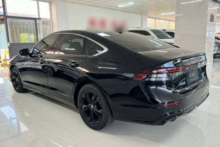 Used Honda Accord 2025 Sport Series 260TURBO Luxury Edition Exterior 4
