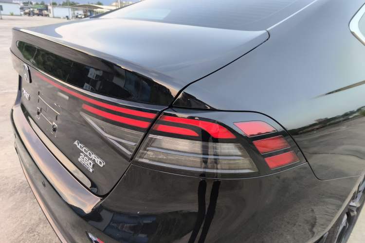 Used Honda Accord 2025 Sport Series 260TURBO Luxury Edition Exterior 5
