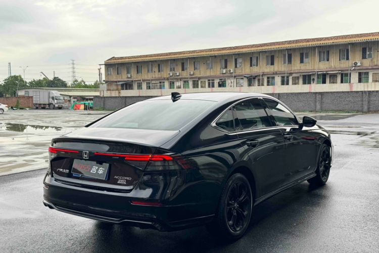 Used Honda Accord 2025 Sport Series 260TURBO Luxury Edition Exterior 5