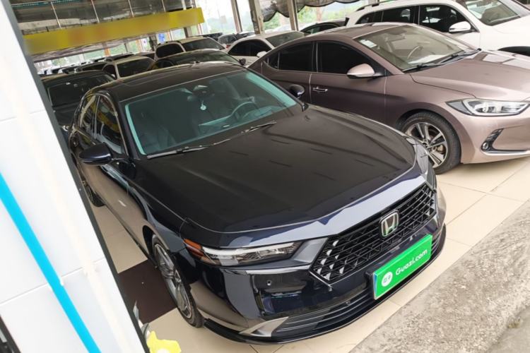 Used Honda Accord 2025 260TURBO Prestige Edition Front Right 45 Deg