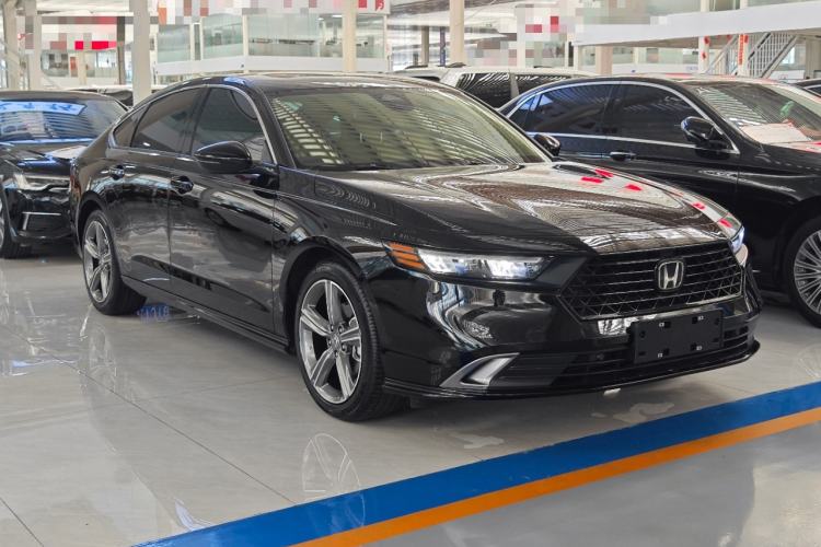 Used Honda Accord 2025 260TURBO Prestige Edition Front Right 45 Deg