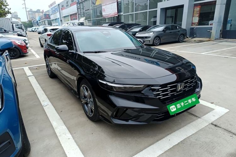 Used Honda Accord 2025 Sport Series 260TURBO Prestige Edition Front Right 45 Deg