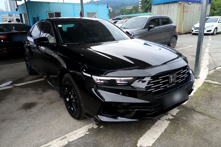 Used Honda Accord 2025 Sport Series 260TURBO Luxury Edition Front Right 45 Deg
