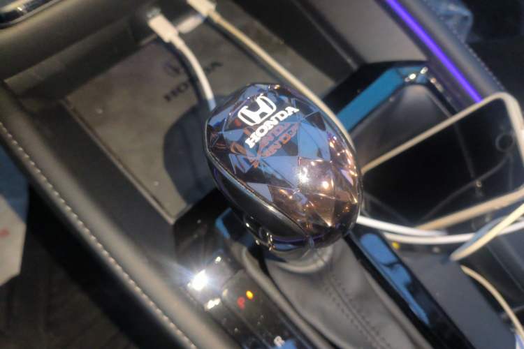 Used Honda Accord 2025 260TURBO Luxury Edition Gear Lever