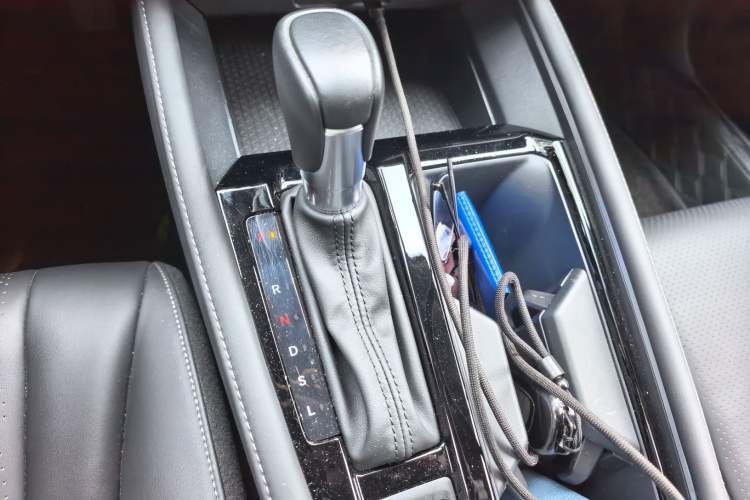 Used Honda Accord 2025 260TURBO Luxury Edition Gear Lever