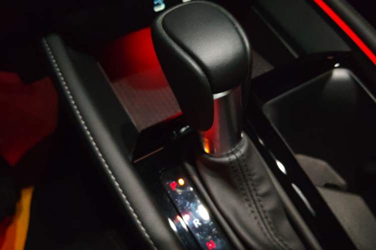 Used Honda Accord 2025 260TURBO Luxury Edition Gear Lever