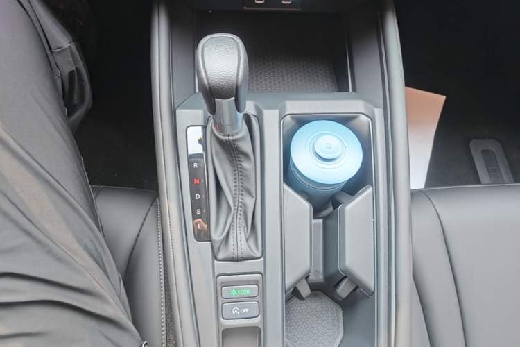 Used Honda Accord 2025 Sports Series 260TURBO Comfort Edition Gear Lever