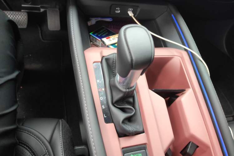 Used Honda Accord 2025 260TURBO Luxury Edition Gear Lever