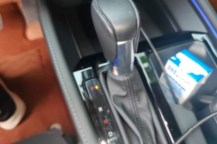 Used Honda Accord 2025 260TURBO Prestige Edition Gear Lever