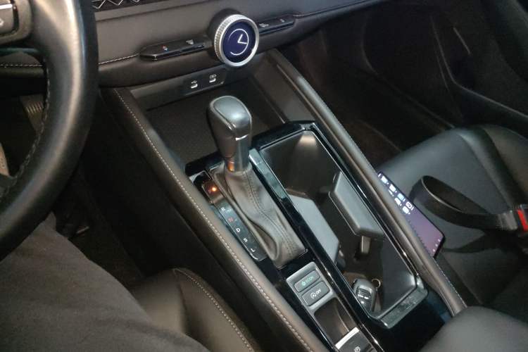 Used Honda Accord 2025 260TURBO Luxury Edition Gear Lever