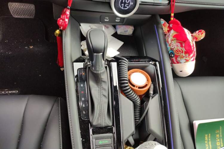 Used Honda Accord 2025 Sport Series 260TURBO Luxury Edition Gear Lever
