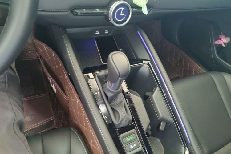 Used Honda Accord 2025 Sport Series 260TURBO Luxury Edition Gear Lever