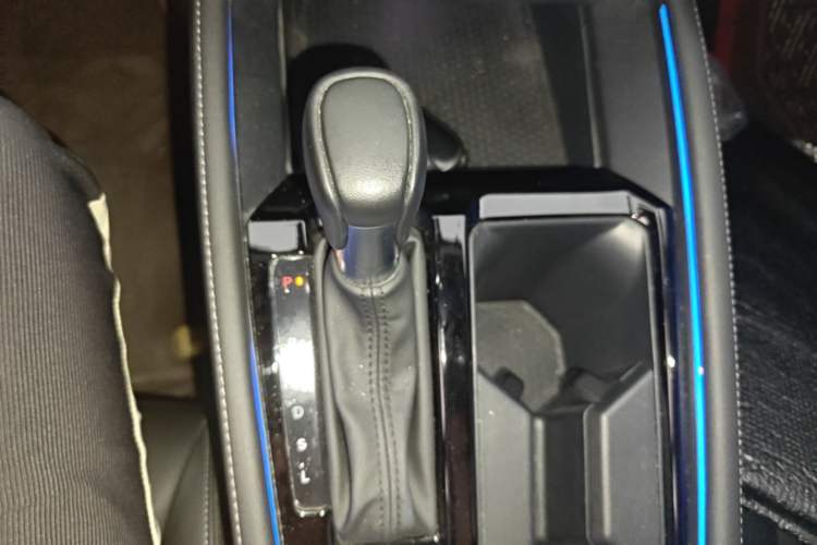 Used Honda Accord 2025 260TURBO Luxury Edition Gear Lever