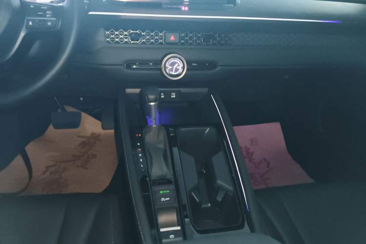 Used Honda Accord 2025 260TURBO Luxury Edition Gear Lever