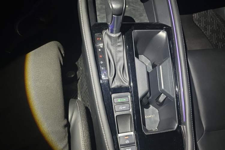 Used Honda Accord 2025 260TURBO Luxury Edition Gear Lever