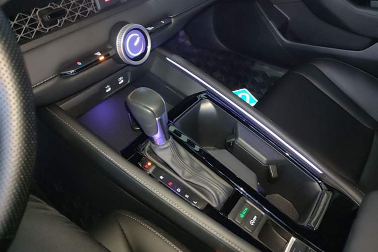 Used Honda Accord 2025 260TURBO Luxury Edition Gear Lever