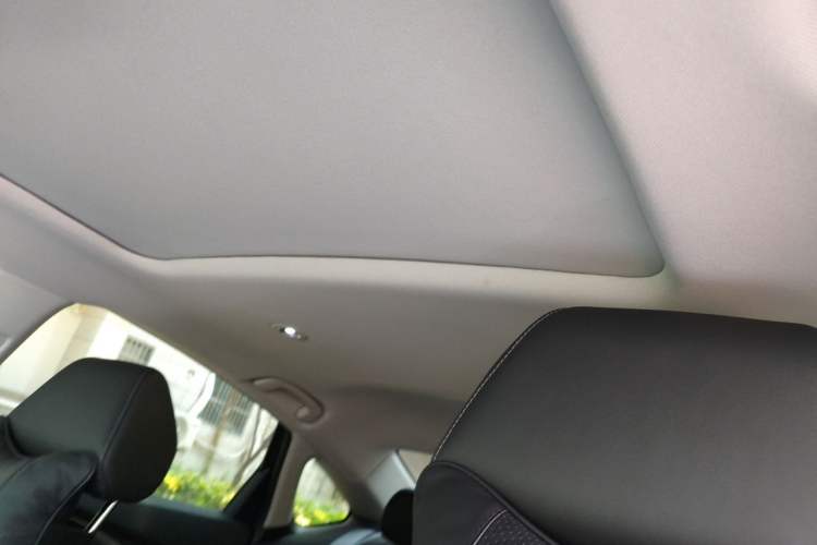 Used Honda Accord 2025 260TURBO Luxury Edition Headliner