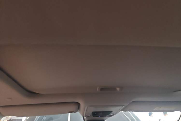 Used Honda Accord 2025 260TURBO Luxury Edition Headliner