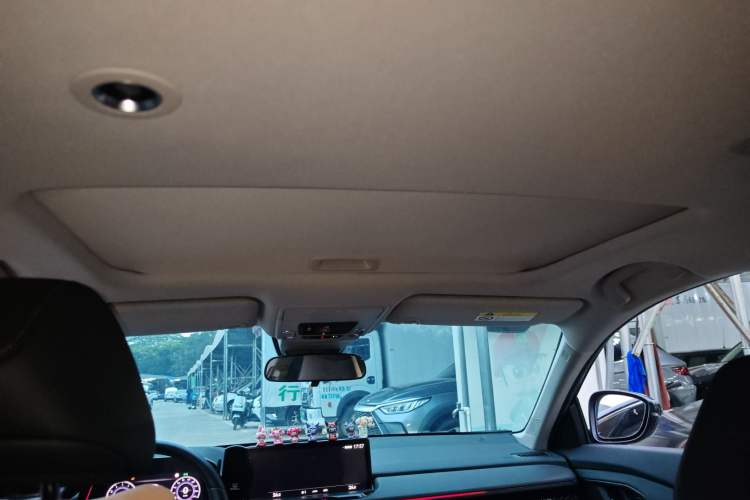 Used Honda Accord 2025 260TURBO Luxury Edition Headliner
