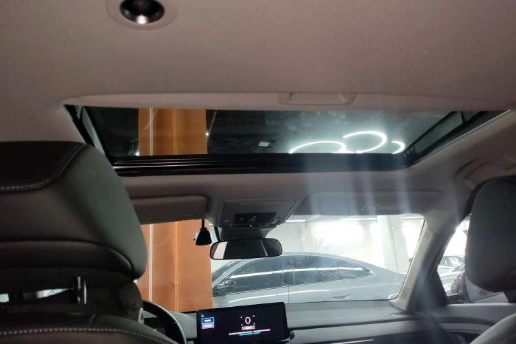 Used Honda Accord 2025 260TURBO Luxury Edition Headliner