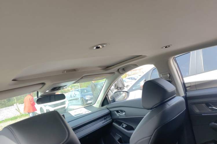 Used Honda Accord 2025 260TURBO Luxury Edition Headliner