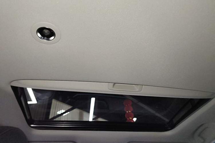 Used Honda Accord 2025 260TURBO Luxury Edition Headliner